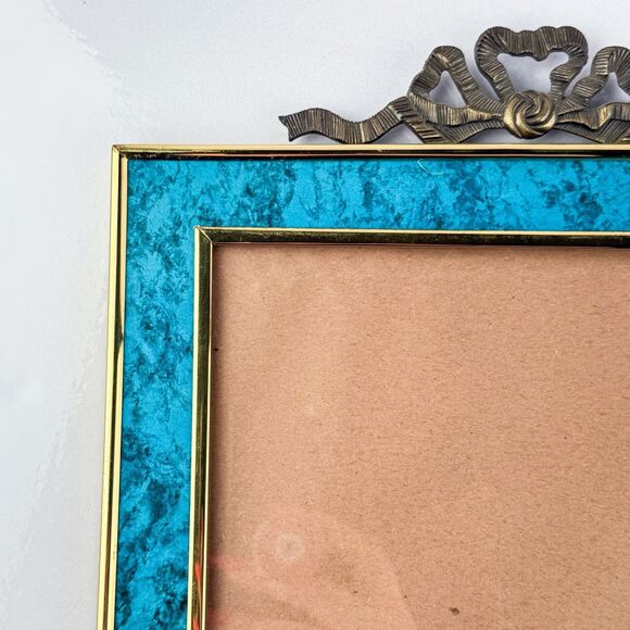 Vintage Turquoise Enamel & Brass Ribbon Bow Picture Frame 8x10 Ornate MCM Decor - Picture 3 of 9